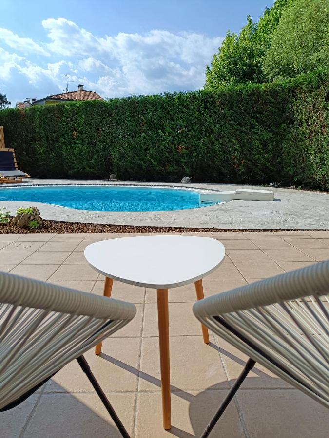 Picnic Room And Pool Кастельнуово-дель-Гарда Екстер'єр фото