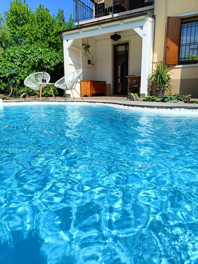 Picnic Room And Pool Кастельнуово-дель-Гарда Екстер'єр фото