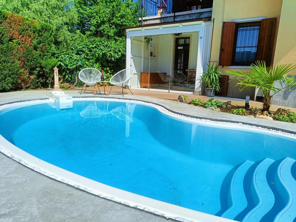Picnic Room And Pool Кастельнуово-дель-Гарда Екстер'єр фото